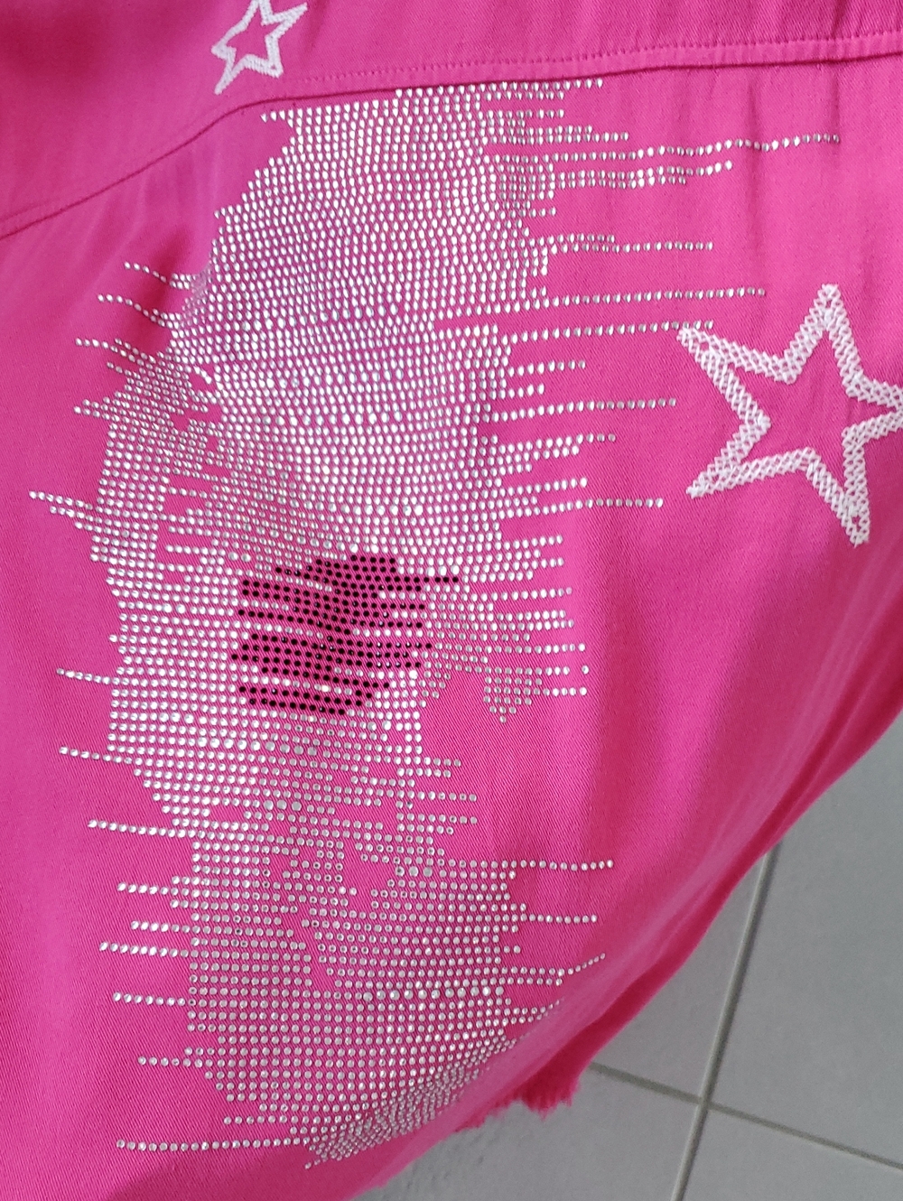 Pink Star-Embroidered Button-Up Blouse - Picture 9 of 9